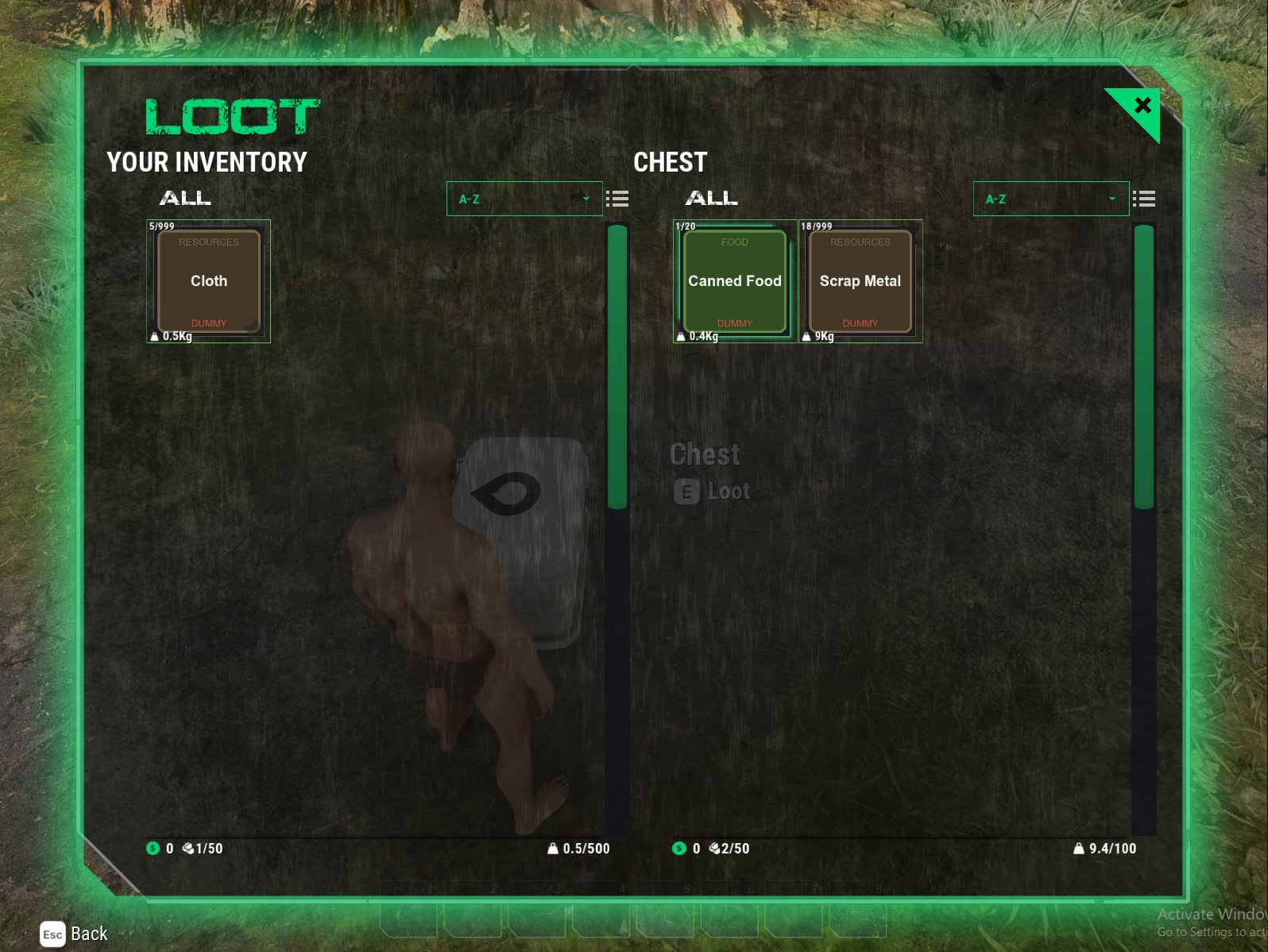 Looting a crate: your bag on the left, the crate on the right